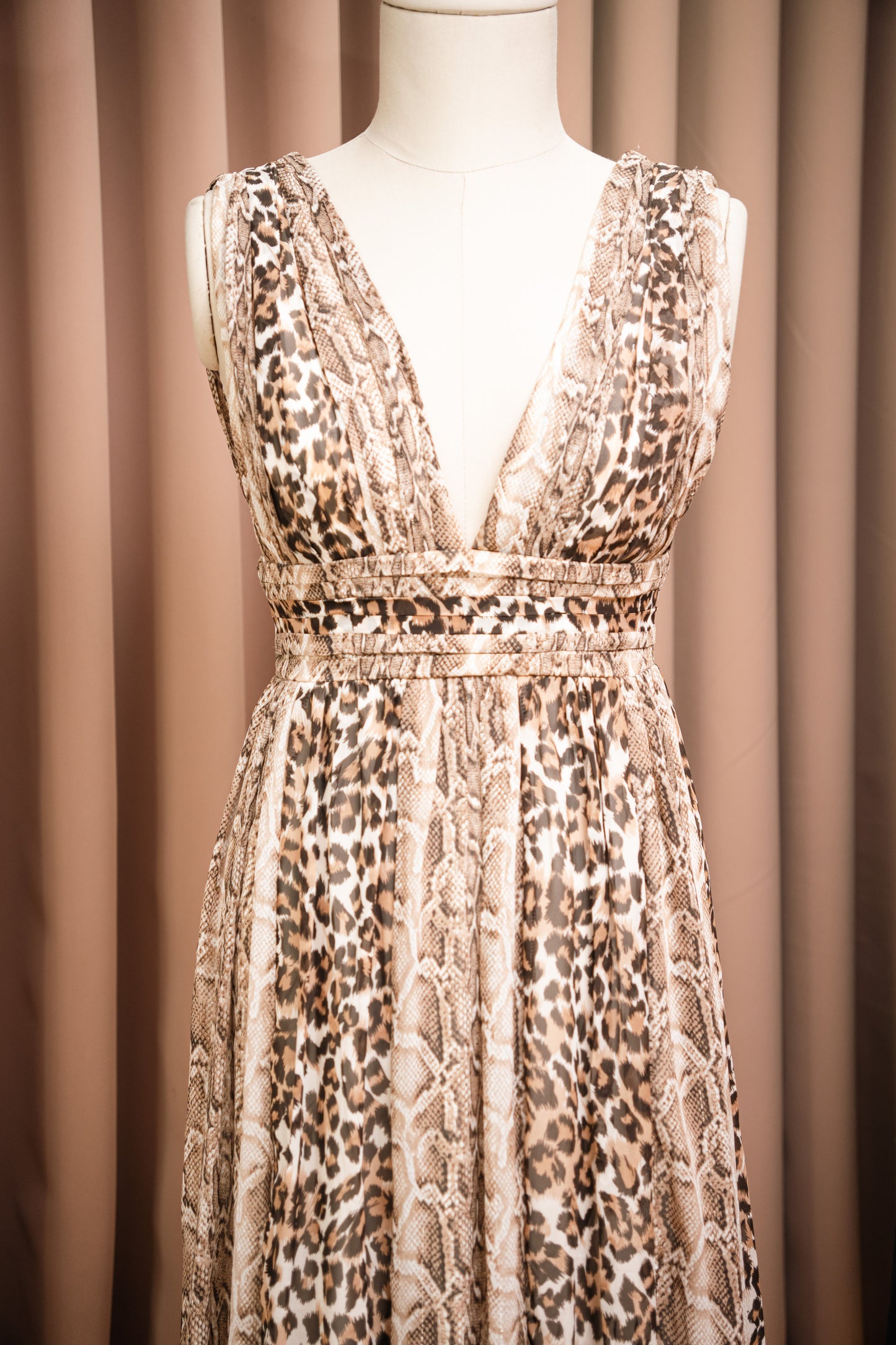 VESTIDO LEONORA